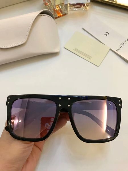 2021new v703 mens sunglasses men sun glasses women temperament sunglasses fashion style protects eyes with box
2021new v703 mens sunglasses men sun glasses women temperament sunglasses fashion style protects eyes with box