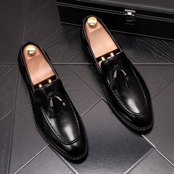 design male korean fashion wedding dress cow leather slippers slip in tassels black white shoes summer chaussure moccasins homme 4m9h
design male korean fashion wedding dress cow leather slippers slip in tassels black white shoes summer chaussure moccasins homme 4m9h