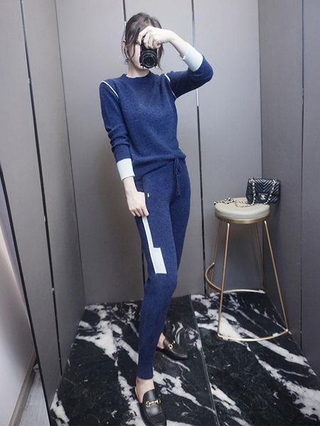 women's tracksuits 90% o-neck full of women suit hit color cashmere sweaters and casual pants fashion warm knit two-piece striped, Gray
women's tracksuits 90% o-neck full of women suit hit color cashmere sweaters and casual pants fashion warm knit two-piece striped, Gray