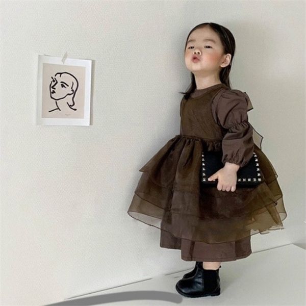 2020 autumn new arrival girls princess 2 pieces suit long sleeve dress +apron girl clothes outfits y1106, White
2020 autumn new arrival girls princess 2 pieces suit long sleeve dress +apron girl clothes outfits y1106, White