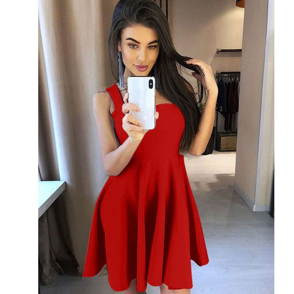 2019 women's sleeveless dress one line collar nightclub lotus leaf skirt, Black;gray
2019 women's sleeveless dress one line collar nightclub lotus leaf skirt, Black;gray