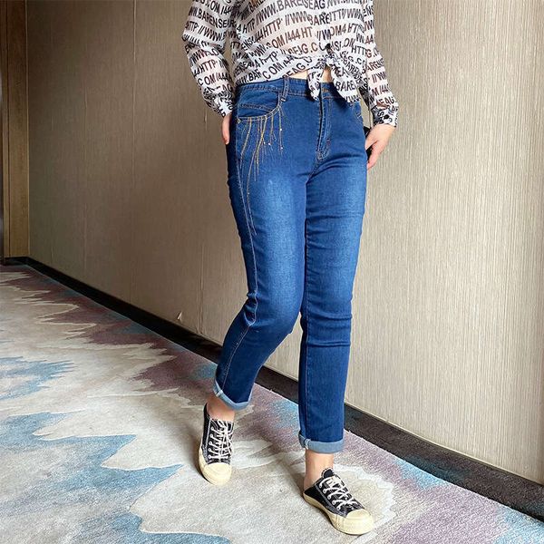 maozhi home plus size women's jeans 2020 spring high waist elastic phoenix tail embroidery denim straight pants for women, Blue
maozhi home plus size women's jeans 2020 spring high waist elastic phoenix tail embroidery denim straight pants for women, Blue
