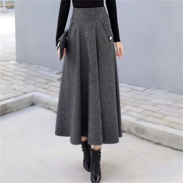 high waist retro plaid wool women skirts winter autumn office faldas mujer moda pleated maxi skirt femme saia longa ee682 y200326, Black
high waist retro plaid wool women skirts winter autumn office faldas mujer moda pleated maxi skirt femme saia longa ee682 y200326, Black