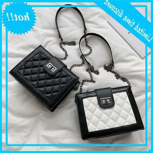 fashion chic clip women shoulder handbag classic texture creative design pearl tote purse pu solid evening clutch
fashion chic clip women shoulder handbag classic texture creative design pearl tote purse pu solid evening clutch