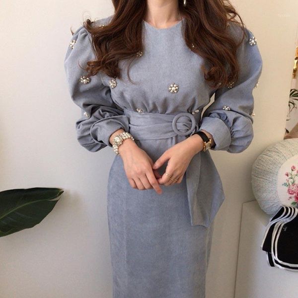 one-piece korean style 2020 new winter women dress luxurious temperament beading flowers dress long slim corduroy casual dresses1, Black;gray
one-piece korean style 2020 new winter women dress luxurious temperament beading flowers dress long slim corduroy casual dresses1, Black;gray