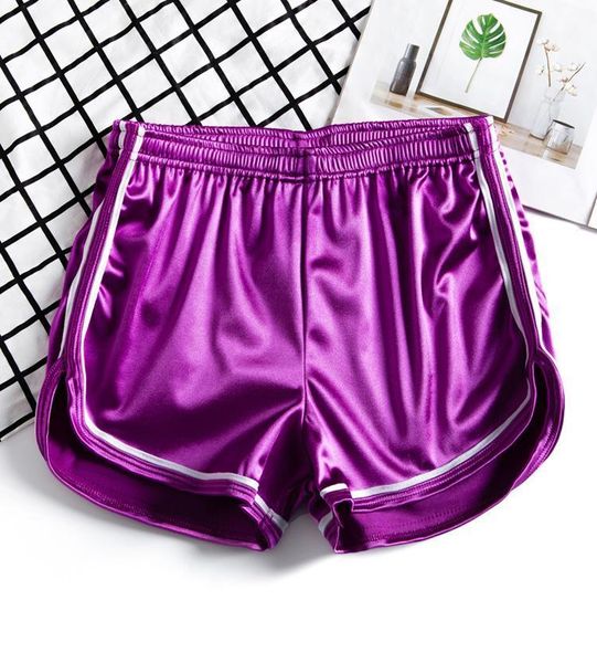 2020 direct selling cotton polyester loose mid short feminino retro glossy shiny new style shorts women's waist side hip pack1, White;black
2020 direct selling cotton polyester loose mid short feminino retro glossy shiny new style shorts women's waist side hip pack1, White;black