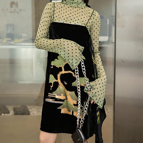 embroidery velvet bonsai fashion irregular hem black suspender with green transparent mesh blouse two piece dress, Black;gray
embroidery velvet bonsai fashion irregular hem black suspender with green transparent mesh blouse two piece dress, Black;gray