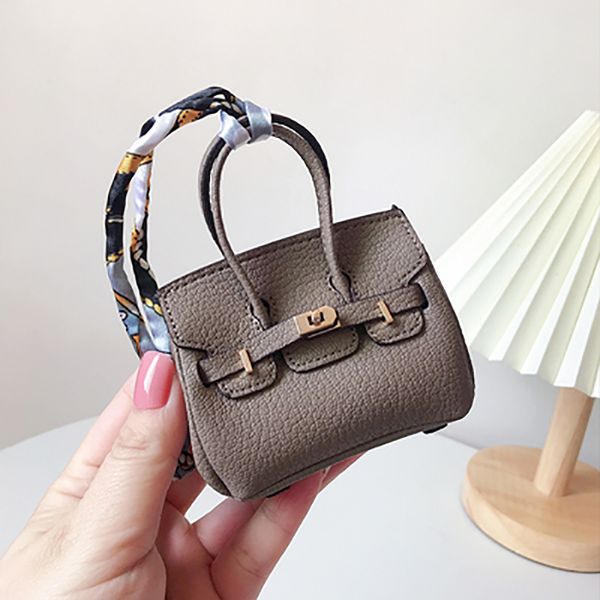 accessories handbag airpods case headphone cases car key cover air pods protective purse evelyne mini handbags lady lipstick bag barbie doll, Black
accessories handbag airpods case headphone cases car key cover air pods protective purse evelyne mini handbags lady lipstick bag barbie doll, Black