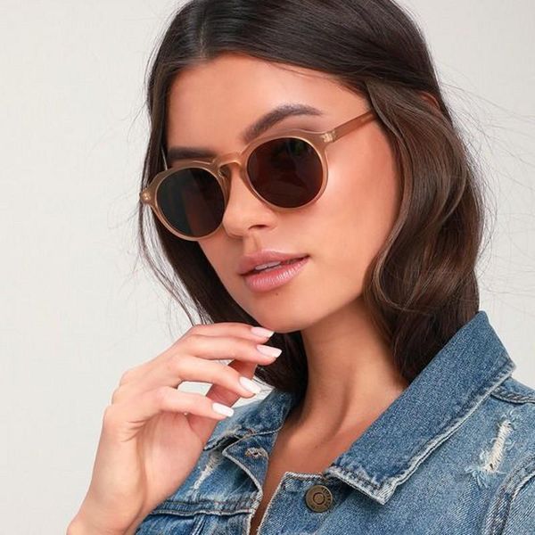 sunglasses women trend retro round metal frame glasses classic luxury oval sun for fashion eyewear, White;black
sunglasses women trend retro round metal frame glasses classic luxury oval sun for fashion eyewear, White;black