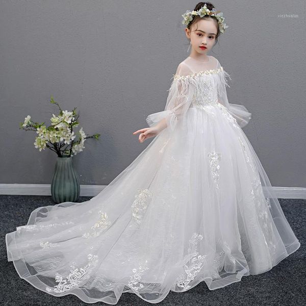 girl's dresses in 2021 the style of long sleeve feather simple good-looking fashion hand-made flower puff dress host girls piano1, Red;yellow
girl's dresses in 2021 the style of long sleeve feather simple good-looking fashion hand-made flower puff dress host girls piano1, Red;yellow