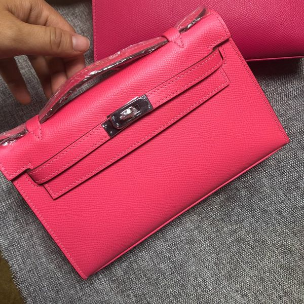 brand mini bag 22cm epsom leather handmade quality red fuchsia burgundy.pink color wax line stitching golden silver hardware fast delivery
brand mini bag 22cm epsom leather handmade quality red fuchsia burgundy.pink color wax line stitching golden silver hardware fast delivery