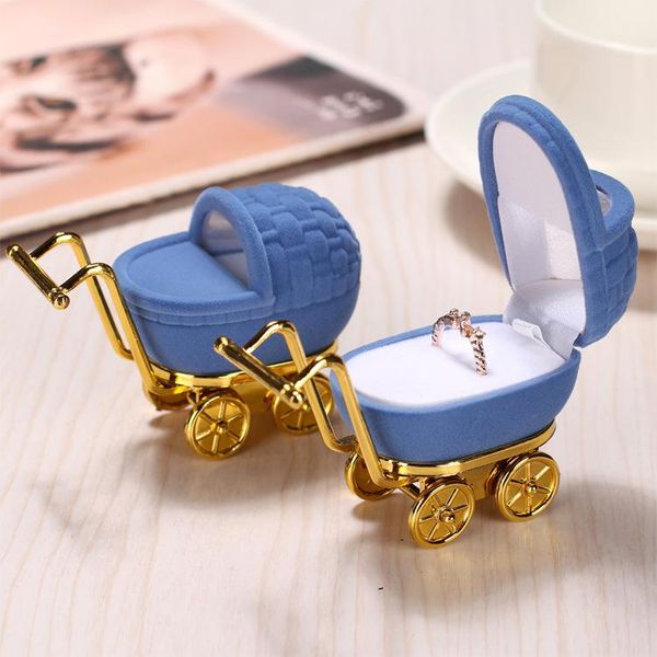 1pcs velvet stroller ring necklace box jewelry packaging storage case jewellery organizer jewelry display organiser gifts boxes, Pink;blue
1pcs velvet stroller ring necklace box jewelry packaging storage case jewellery organizer jewelry display organiser gifts boxes, Pink;blue