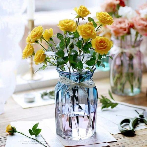 new creative color glass vase european water culture flower modern minimalist small fresh home decoration deskornaments1
new creative color glass vase european water culture flower modern minimalist small fresh home decoration deskornaments1