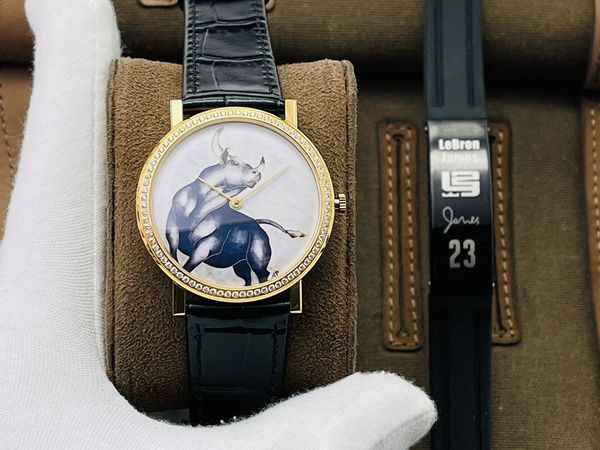 pg factory202 isa new watch with a diameter of 38mm and a thickness of 8mm. the superb langya craft dial features a9015movement witha, Slivery;brown
pg factory202 isa new watch with a diameter of 38mm and a thickness of 8mm. the superb langya craft dial features a9015movement witha, Slivery;brown