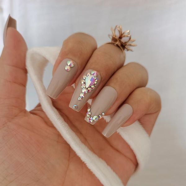 latest fashion luxury jewelry crystal diamond fake nail square head 24pcs light brown, Red;gold
latest fashion luxury jewelry crystal diamond fake nail square head 24pcs light brown, Red;gold