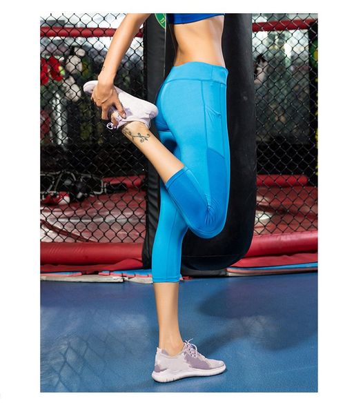 wholesale women sports jogger capris back waist crop running active lounge crop with side pockets tights light weight stretch leggings, White;red
wholesale women sports jogger capris back waist crop running active lounge crop with side pockets tights light weight stretch leggings, White;red