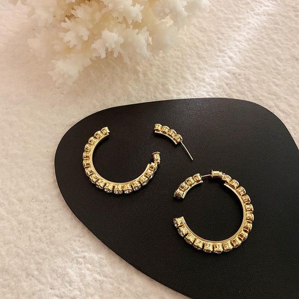 zircon earrings crystal earrings big hoop metal earring women gift fashion jewelry korean sell wedding jewelery 2020, Golden;silver
zircon earrings crystal earrings big hoop metal earring women gift fashion jewelry korean sell wedding jewelery 2020, Golden;silver