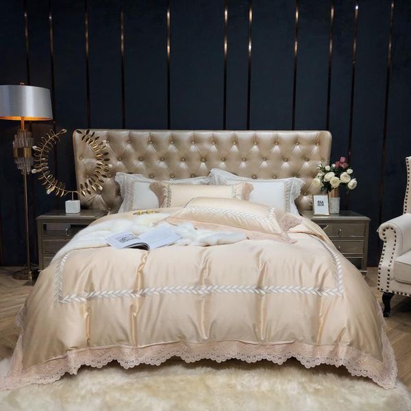 bedding sets 1200tc embroidered white golden duvet cover premium soft egyptian cotton set /king size 4/6 pcs fitted bedsheet
bedding sets 1200tc embroidered white golden duvet cover premium soft egyptian cotton set /king size 4/6 pcs fitted bedsheet