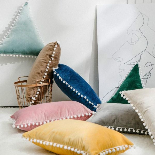 cilected short plush rectangular cushion cover with ball side sofa pillow protection cover bedding pillowcase home decoration
cilected short plush rectangular cushion cover with ball side sofa pillow protection cover bedding pillowcase home decoration
