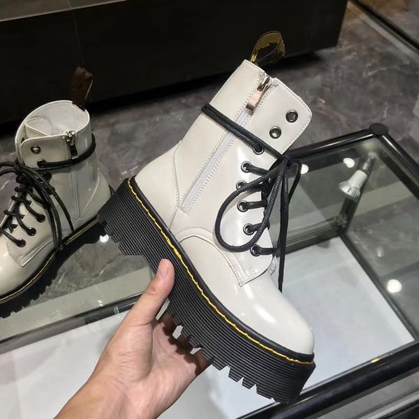 women martin boots tractor boots 100% calfskin combat boots australia beaties low-top platform платье обувь высокое качество с коробкой eu40, Black
women martin boots tractor boots 100% calfskin combat boots australia beaties low-top platform платье обувь высокое качество с коробкой eu40, Black