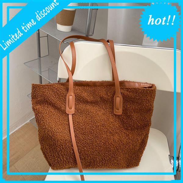 bag women 2020 new autumn and winter ins lamb hair girl fashion versatile simple large capacity one shoulder handbag
bag women 2020 new autumn and winter ins lamb hair girl fashion versatile simple large capacity one shoulder handbag