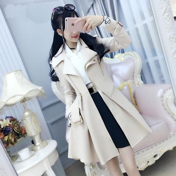 women trench 2020 autumn and winter women's windbreaker beige british windbreaker coat slim new women's solid color, Tan;black
women trench 2020 autumn and winter women's windbreaker beige british windbreaker coat slim new women's solid color, Tan;black