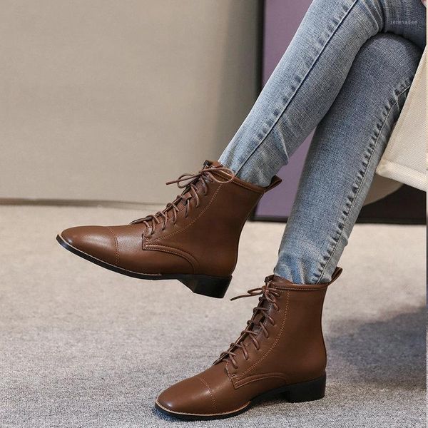 2021 new classic square heel ankle boots square toe women boots cross-tied casual ladies shoes big size 34-431, Black
2021 new classic square heel ankle boots square toe women boots cross-tied casual ladies shoes big size 34-431, Black