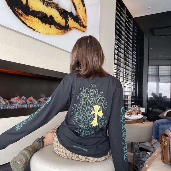 early autumn 20 new ch croxin gradient yellow green cross phantom arm letter long sleeve t-shirt for men and women, Black
early autumn 20 new ch croxin gradient yellow green cross phantom arm letter long sleeve t-shirt for men and women, Black
