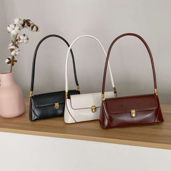 luxurys designers summer and autumn 2021 new fashion messenger handbag versatile crocodile pattern french stick niche single shoulder undera
luxurys designers summer and autumn 2021 new fashion messenger handbag versatile crocodile pattern french stick niche single shoulder undera