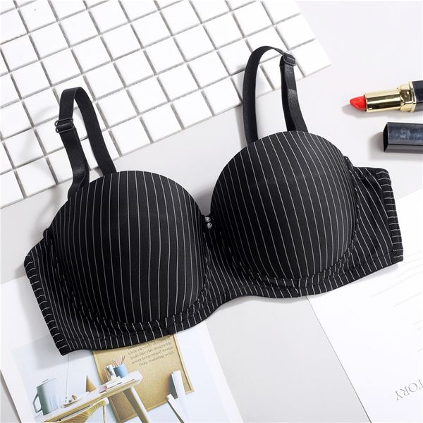 big size women push up underwear female small gathered chest lovely thin half cup lady bra 32 34 36 38, Red;black
big size women push up underwear female small gathered chest lovely thin half cup lady bra 32 34 36 38, Red;black