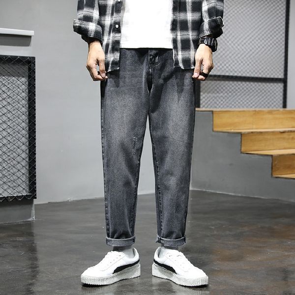 men's fashion brand daddy jeans spring and autumn 2021 new daddy pants loose casual korean jeans capris, Blue
men's fashion brand daddy jeans spring and autumn 2021 new daddy pants loose casual korean jeans capris, Blue