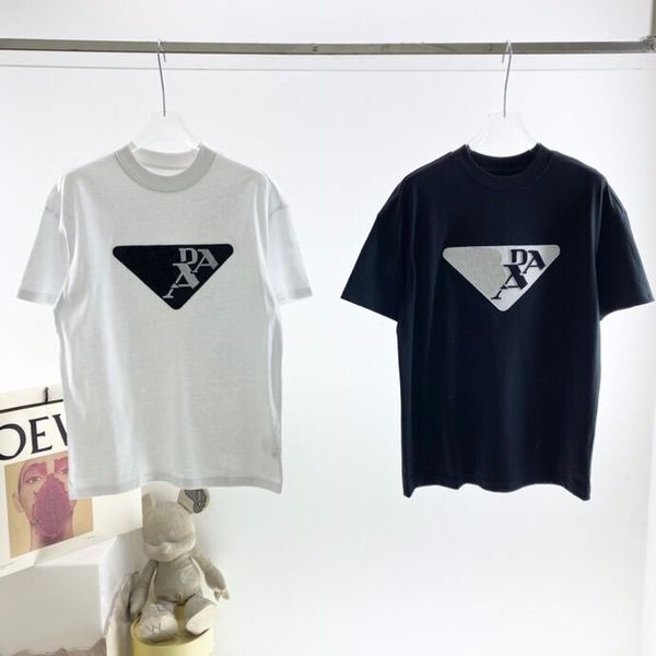 2022 spring/summer new fashion t-shirt pure cotton fabric os version round neck short sleeve women's men's casual t-shirt color: b, Black;brown
2022 spring/summer new fashion t-shirt pure cotton fabric os version round neck short sleeve women's men's casual t-shirt color: b, Black;brown