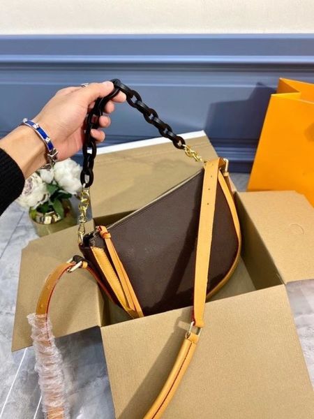 2020 latest pop women's designer stiletto bag high-quality leather 30cm ladies handbag classic fashion bag dinner must-have women
2020 latest pop women's designer stiletto bag high-quality leather 30cm ladies handbag classic fashion bag dinner must-have women