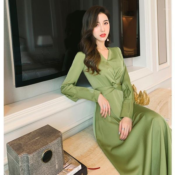 women 2021 spring autumn fashion solid color loose dresses female v-neck long sleeve dress ladies mi-long a-line vestidos v7401, Black;gray
women 2021 spring autumn fashion solid color loose dresses female v-neck long sleeve dress ladies mi-long a-line vestidos v7401, Black;gray
