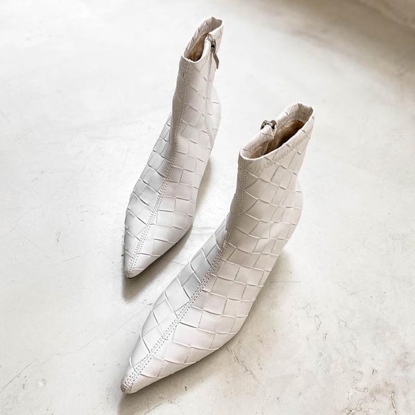 boots deat 2021 autumn and winter fashion casual knitted pointed soft leather high-heeled shoes slim heels short women sg752, Black
boots deat 2021 autumn and winter fashion casual knitted pointed soft leather high-heeled shoes slim heels short women sg752, Black