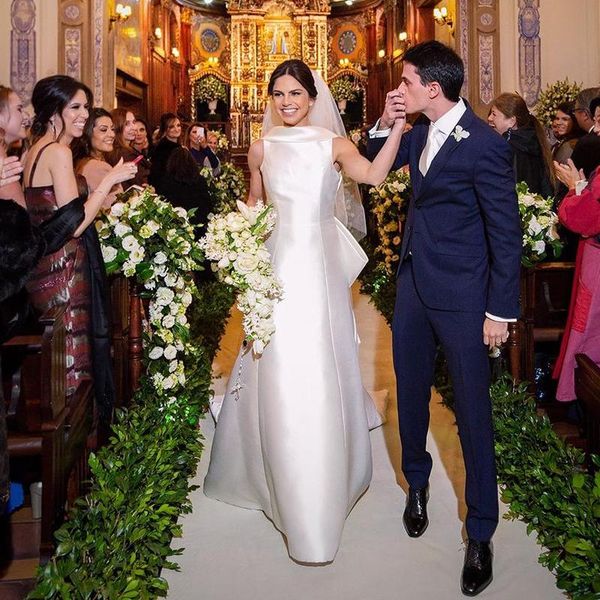 graceful satin backless church wedding dresses high neck sleeveless backless bow tie a line bridal gown custom made v2, White
graceful satin backless church wedding dresses high neck sleeveless backless bow tie a line bridal gown custom made v2, White
