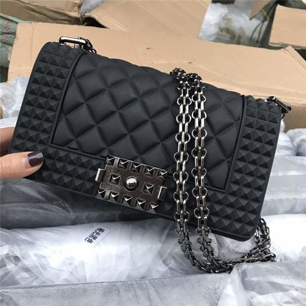 sgarr fashion women pvc messenger bags chain ladies handbags crossbody bag 2021 luxury deisgner female shoulder bag c0202
sgarr fashion women pvc messenger bags chain ladies handbags crossbody bag 2021 luxury deisgner female shoulder bag c0202