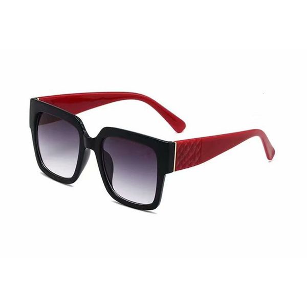2021 new arrival fashion sunglasses women plastic mirror classic vintage sun glasses female oculos de sol feminino uv400 g0n6, White;black
2021 new arrival fashion sunglasses women plastic mirror classic vintage sun glasses female oculos de sol feminino uv400 g0n6, White;black