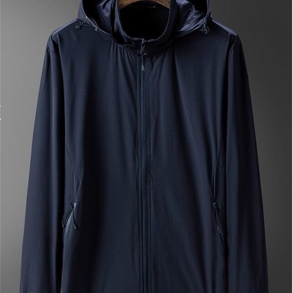 2021 new windbreaker spring autumn fashion jacket men hooded jackets male 4kx5, White;black
2021 new windbreaker spring autumn fashion jacket men hooded jackets male 4kx5, White;black