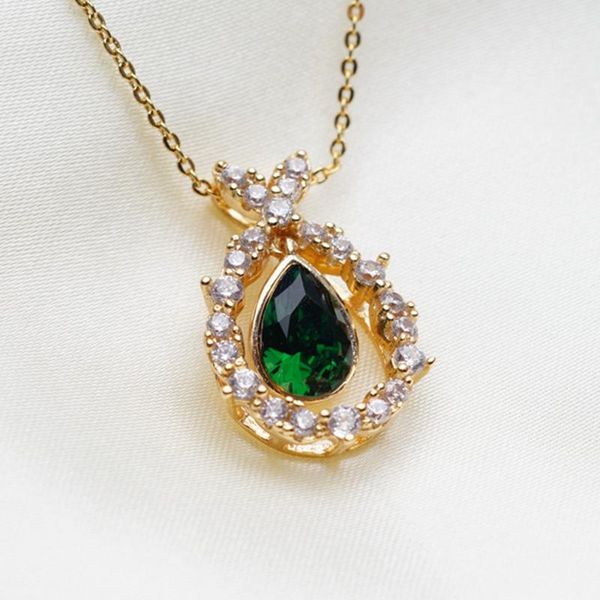 pendant necklaces yunkingdom luxury long waterdrop & choker for women green crystal party jewelry, Silver
pendant necklaces yunkingdom luxury long waterdrop & choker for women green crystal party jewelry, Silver