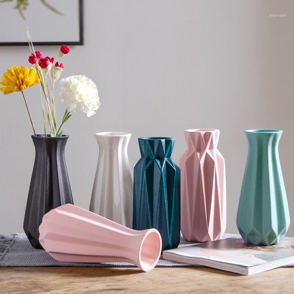 vases nordic style ceramic vase fashion breathing flower container living room arrangement creative decoration home decorations1
vases nordic style ceramic vase fashion breathing flower container living room arrangement creative decoration home decorations1