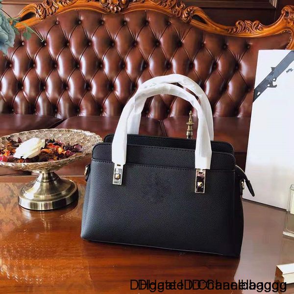 ms female genuine leather handbag shoulder bags fashion head layer cowhide joker woman oblique satchel designer handbags luxury women
ms female genuine leather handbag shoulder bags fashion head layer cowhide joker woman oblique satchel designer handbags luxury women