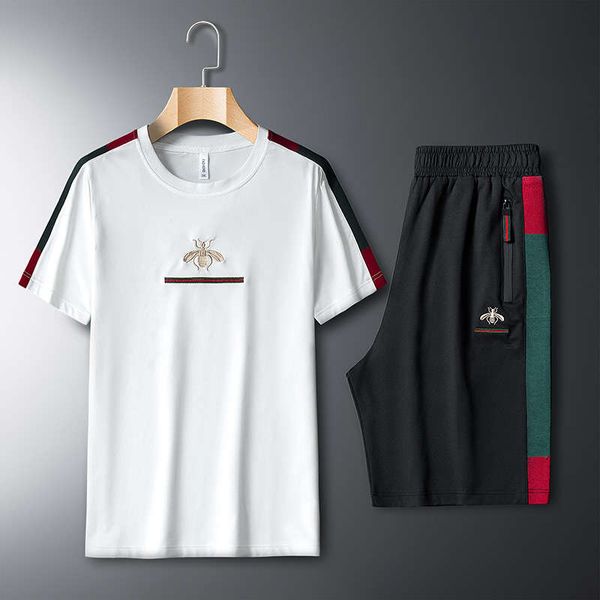 2020 summer new men's chemical fiber suit embroidery elastic sports shorts casual show flower short sleeve t-shirt set, Gray
2020 summer new men's chemical fiber suit embroidery elastic sports shorts casual show flower short sleeve t-shirt set, Gray