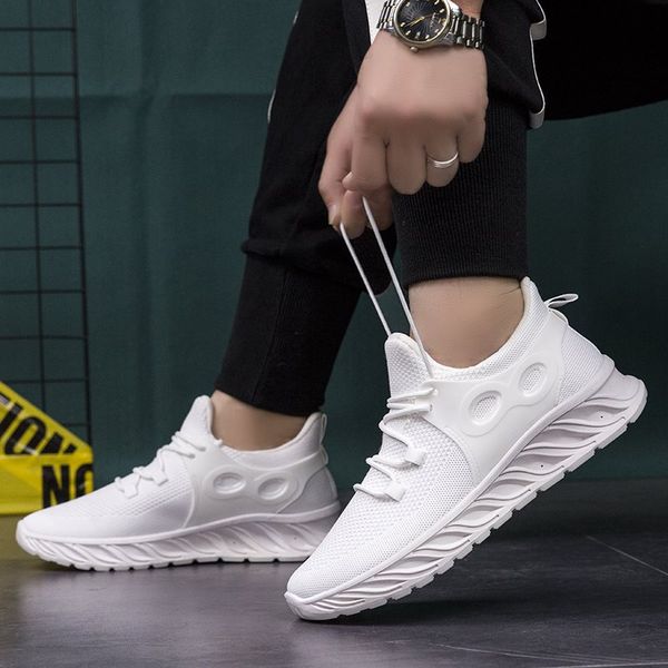 fashion men shoes mesh breathable sneakers walking male footwear new comfortable lightweight running shoes c-200301052
fashion men shoes mesh breathable sneakers walking male footwear new comfortable lightweight running shoes c-200301052