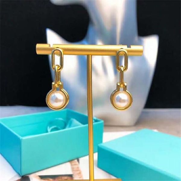 street fashion women knot buckle pearl earring s925 sterling silver jewelry original luxury brands logo stud valentine gift, Golden;silver
street fashion women knot buckle pearl earring s925 sterling silver jewelry original luxury brands logo stud valentine gift, Golden;silver