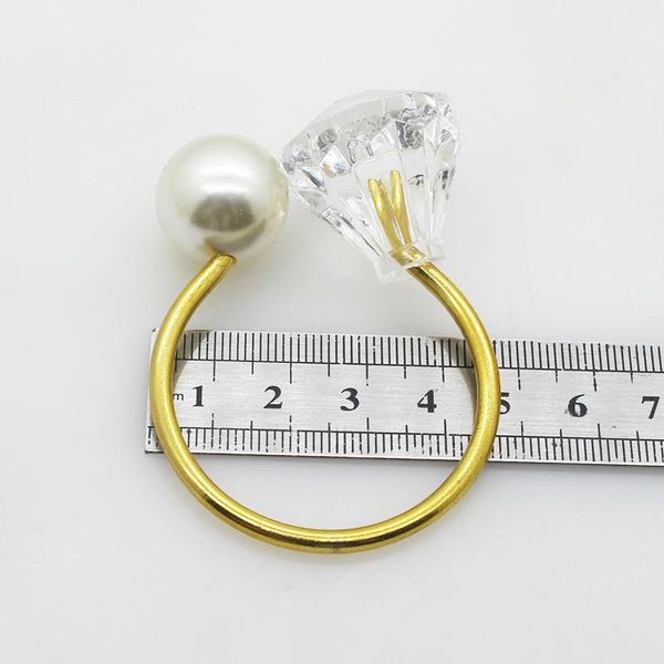 new 6pcs/10pcs gold a pearl and a drill decorative napkin ring used for wedding party dinner table decoration accessories q wmtjpl
new 6pcs/10pcs gold a pearl and a drill decorative napkin ring used for wedding party dinner table decoration accessories q wmtjpl