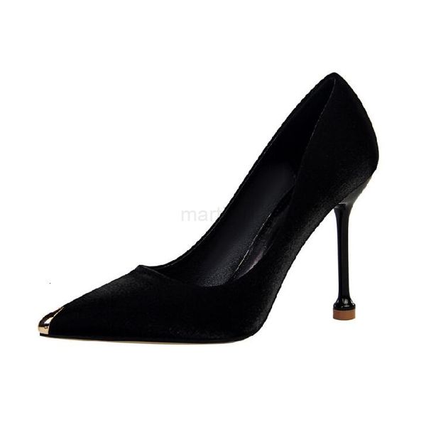 2022 women shoes red bottoms high heels pointed toe sole pumps come dust bags wedding, Black
2022 women shoes red bottoms high heels pointed toe sole pumps come dust bags wedding, Black