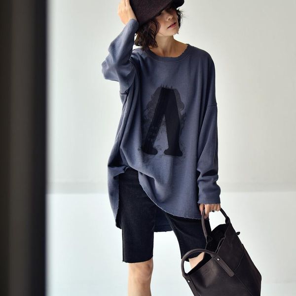 micoco t0239c design style shading letter-lace loose t-shirt blouse fall short in front and long in back, White
micoco t0239c design style shading letter-lace loose t-shirt blouse fall short in front and long in back, White