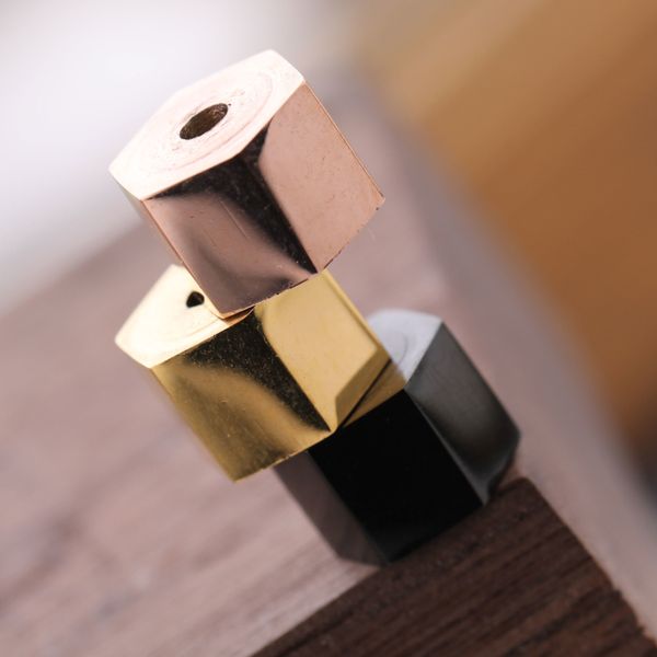 wholesale classic design 12pcs/lot hexagon charms gold/black/rose gold stainless steel beads, Bronze;silver
wholesale classic design 12pcs/lot hexagon charms gold/black/rose gold stainless steel beads, Bronze;silver