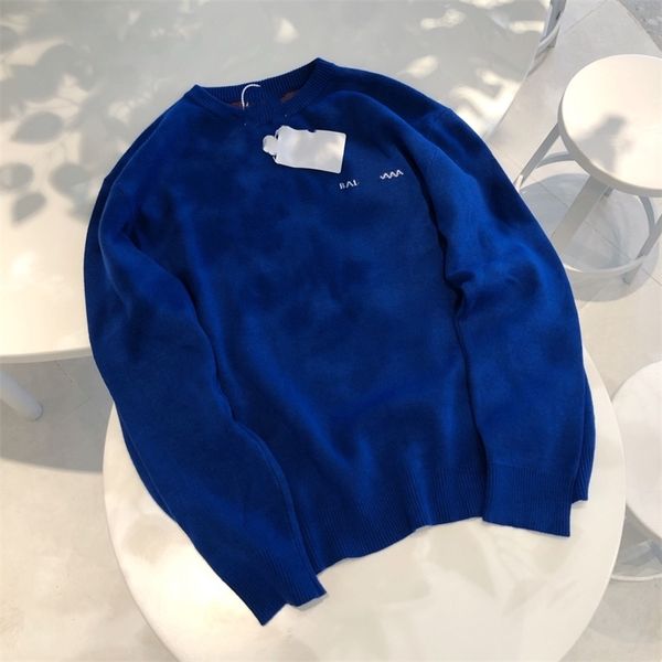 parisian cola blue sweater for women and men 2020 autumn and winter fashion jacquard loose casual sweater for couples, White;black
parisian cola blue sweater for women and men 2020 autumn and winter fashion jacquard loose casual sweater for couples, White;black